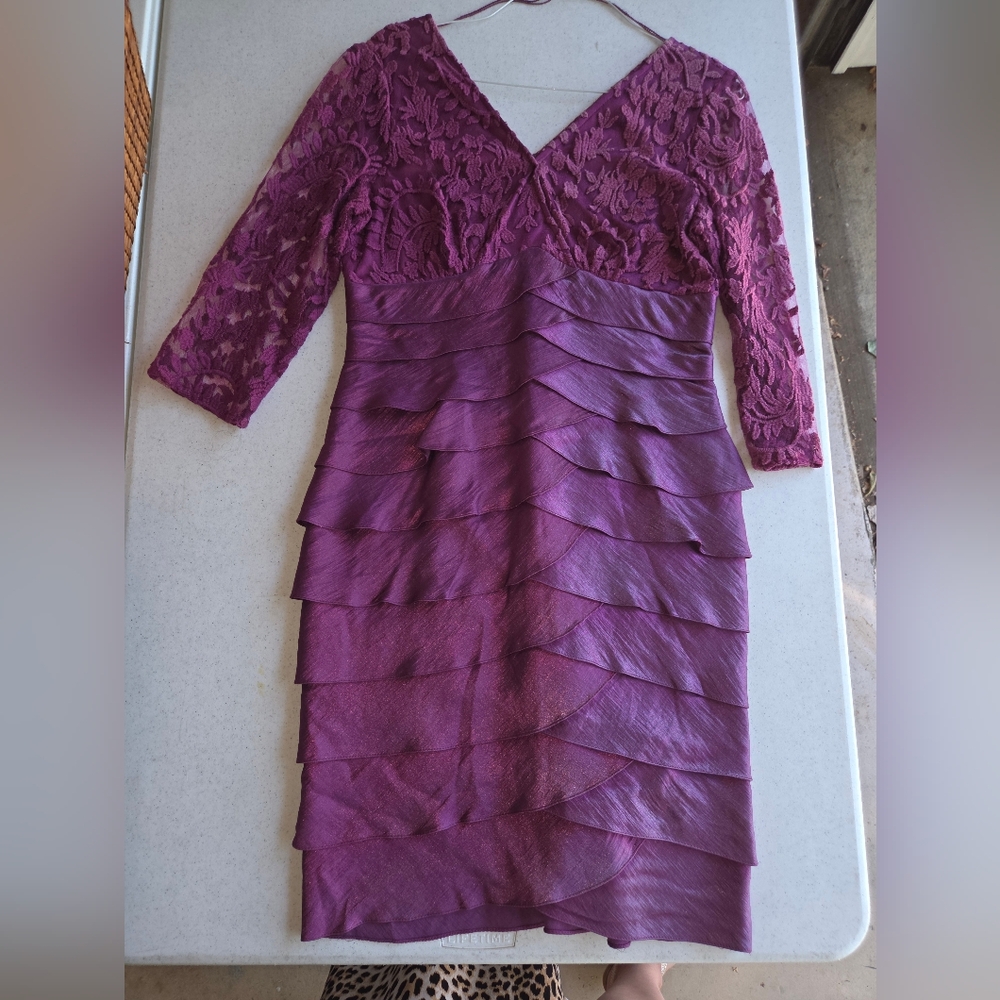 Adrianna Papell dress size 10
